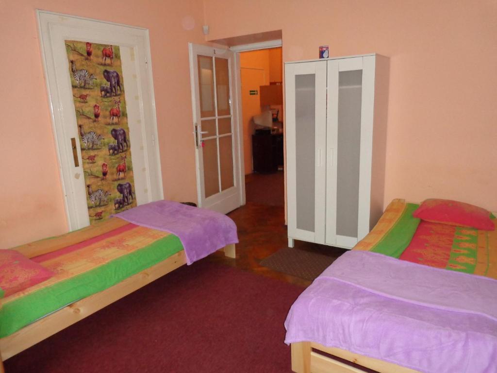 Hostel Taurus Краков Номер фото